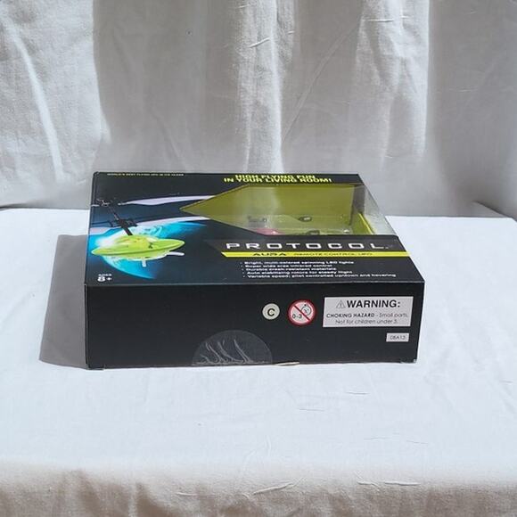 Protocol Aura X Red Remote Control RC UFO w/ MultiColor Lights Auto Stabilizer - Picture 4 of 5